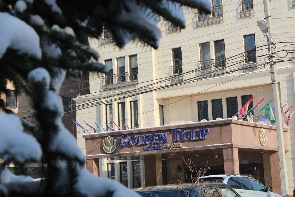 Hotel Ramada By Wyndham Bishkek Centre Extérieur photo