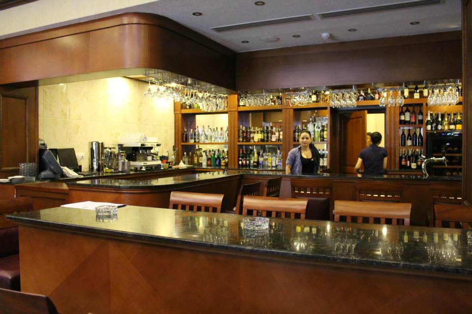 Hotel Ramada By Wyndham Bishkek Centre Extérieur photo